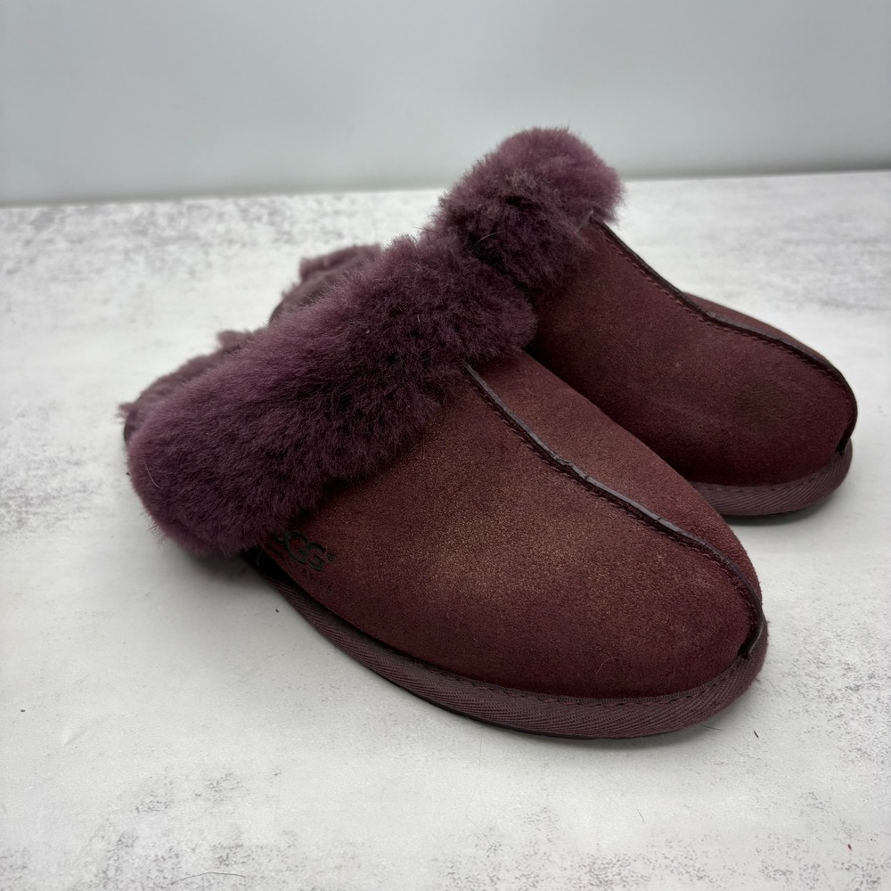 UGG Scuffette II Slipper 5 Sugar Plum Slip On Sheepskin Lining Cozy Spa Luxury